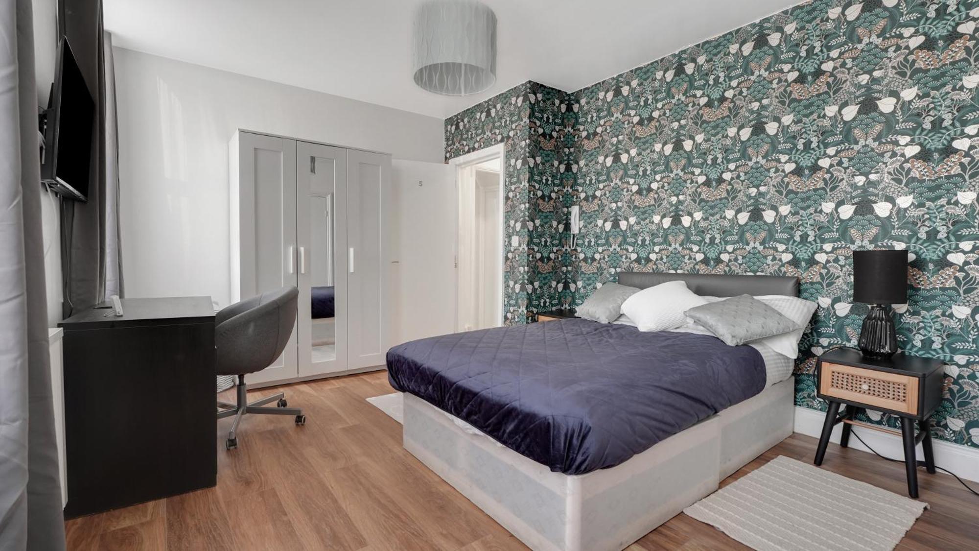 Comfy Double En-Suite Room In Barking Barking  Luaran gambar